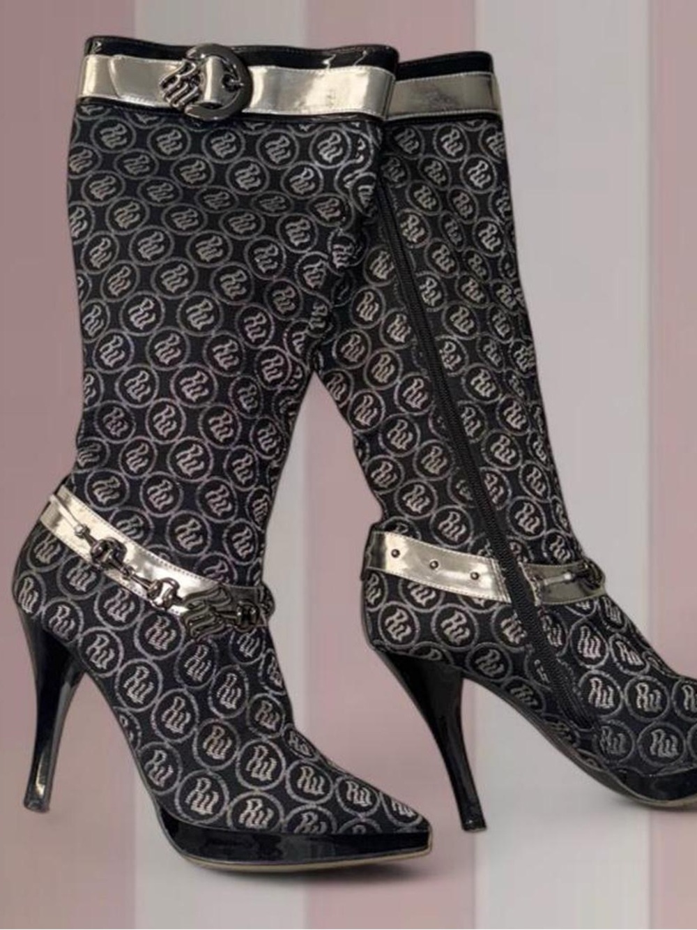Rocawear Y2K Black & silver knee-high boots with logo pattern
